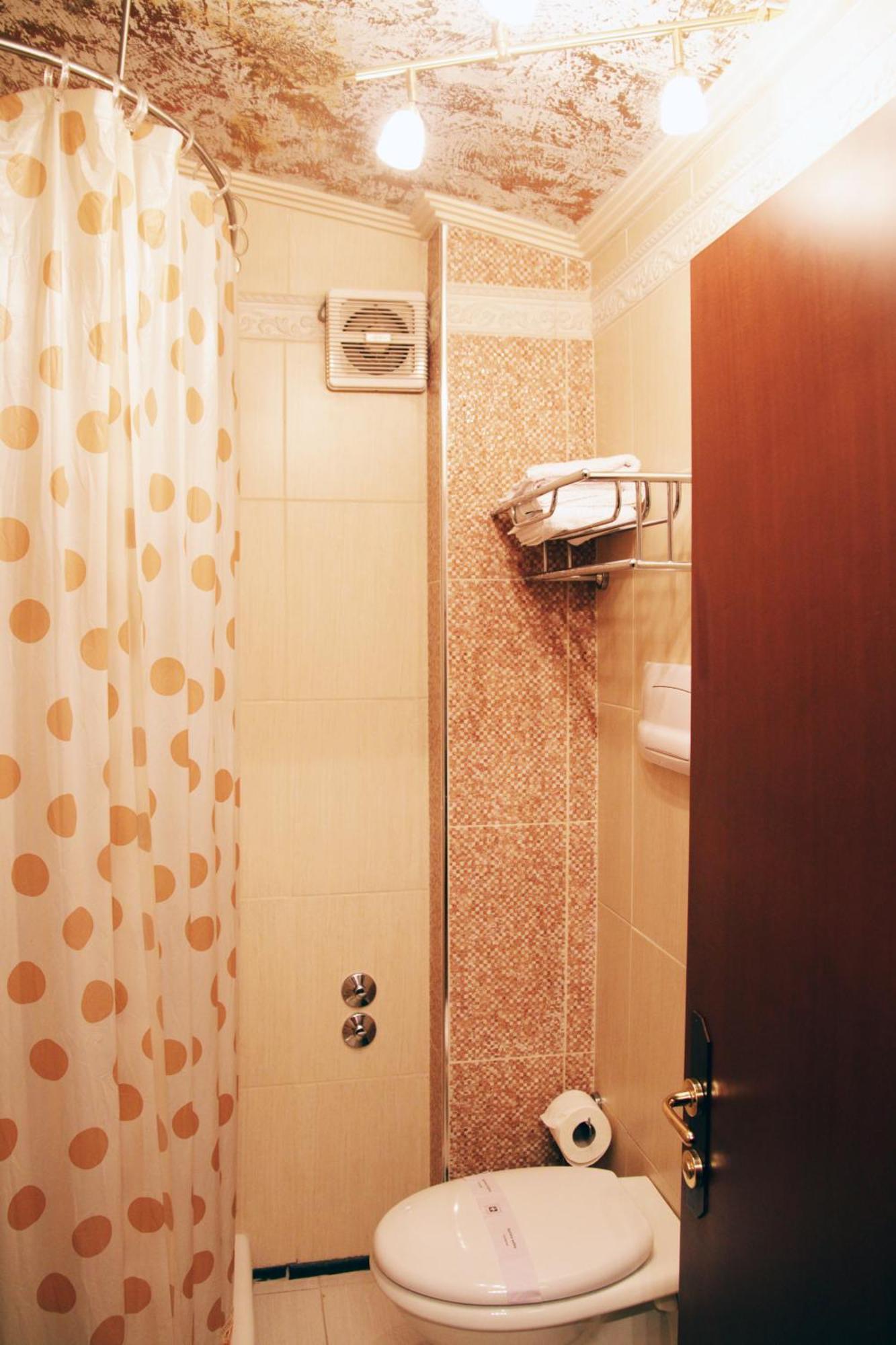 Hotel Boutique Vila Fernando 티라나 객실 사진