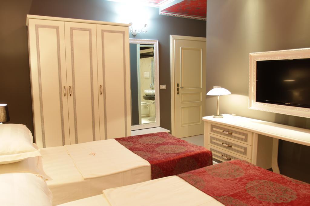 Hotel Boutique Vila Fernando 티라나 객실 사진