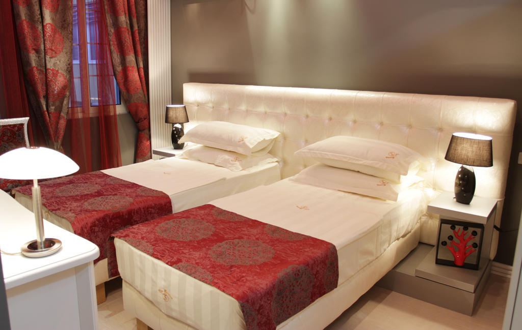 Hotel Boutique Vila Fernando 티라나 객실 사진