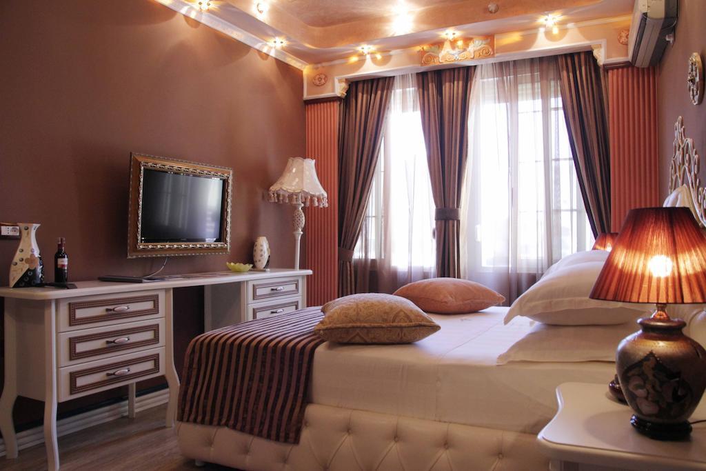 Hotel Boutique Vila Fernando 티라나 객실 사진